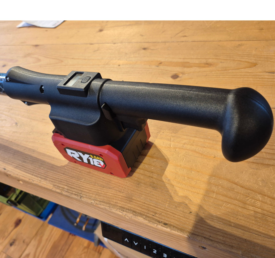 Castellari accu stokzaag met carbon telescoop stok
